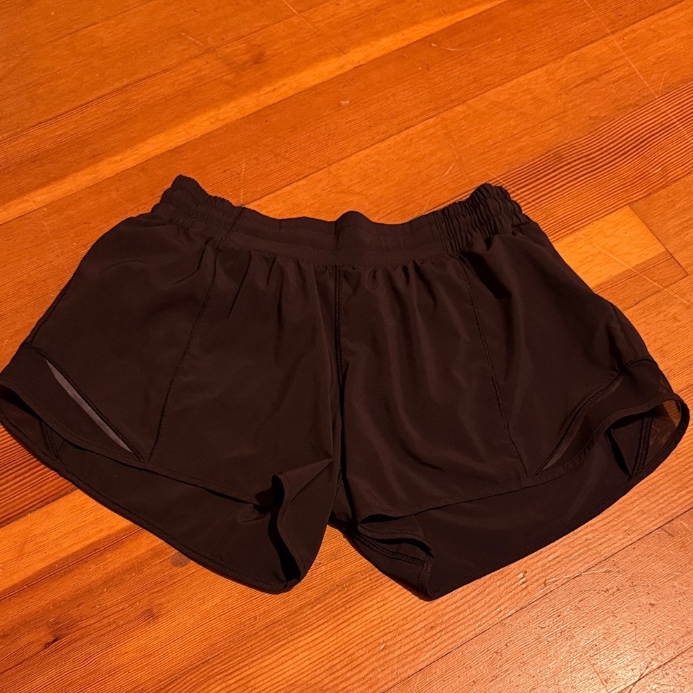 Lululemon Hotty Hots Black Women's Shorts